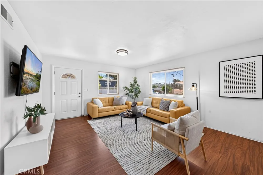 821 Buena Vista Avenue La Habra, CA 90631