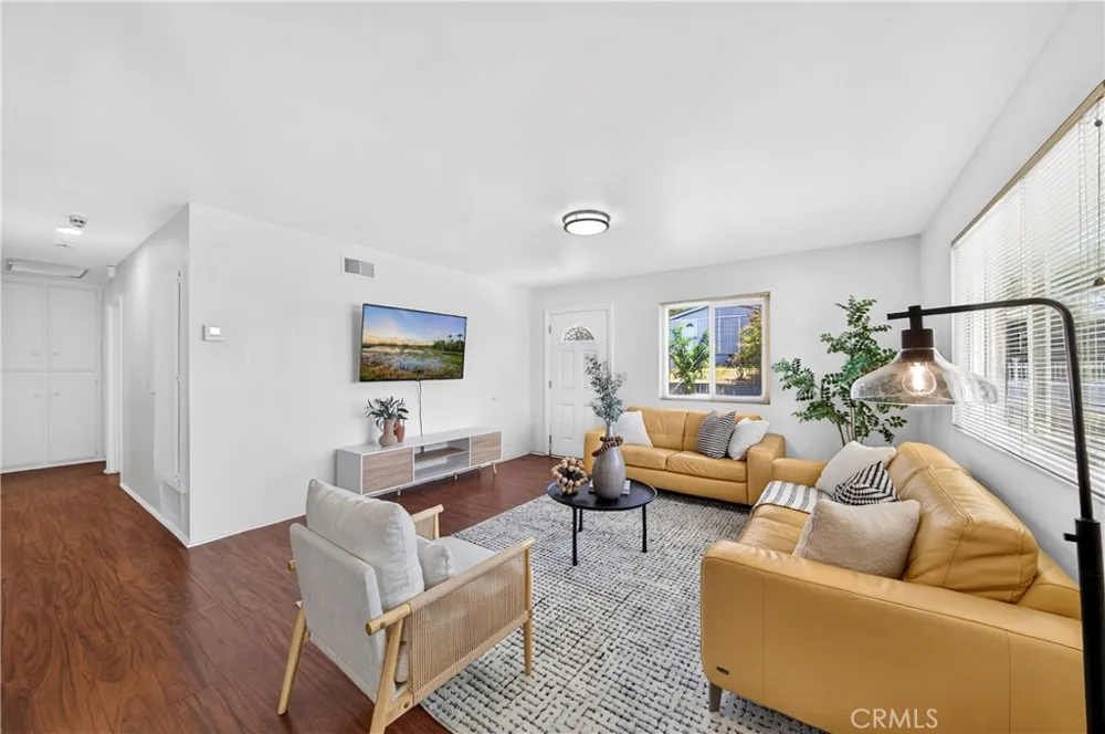 821 Buena Vista Avenue La Habra, CA 90631