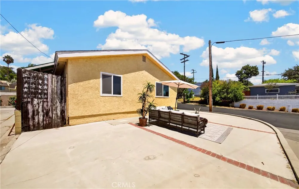 821 Buena Vista Avenue La Habra, CA 90631