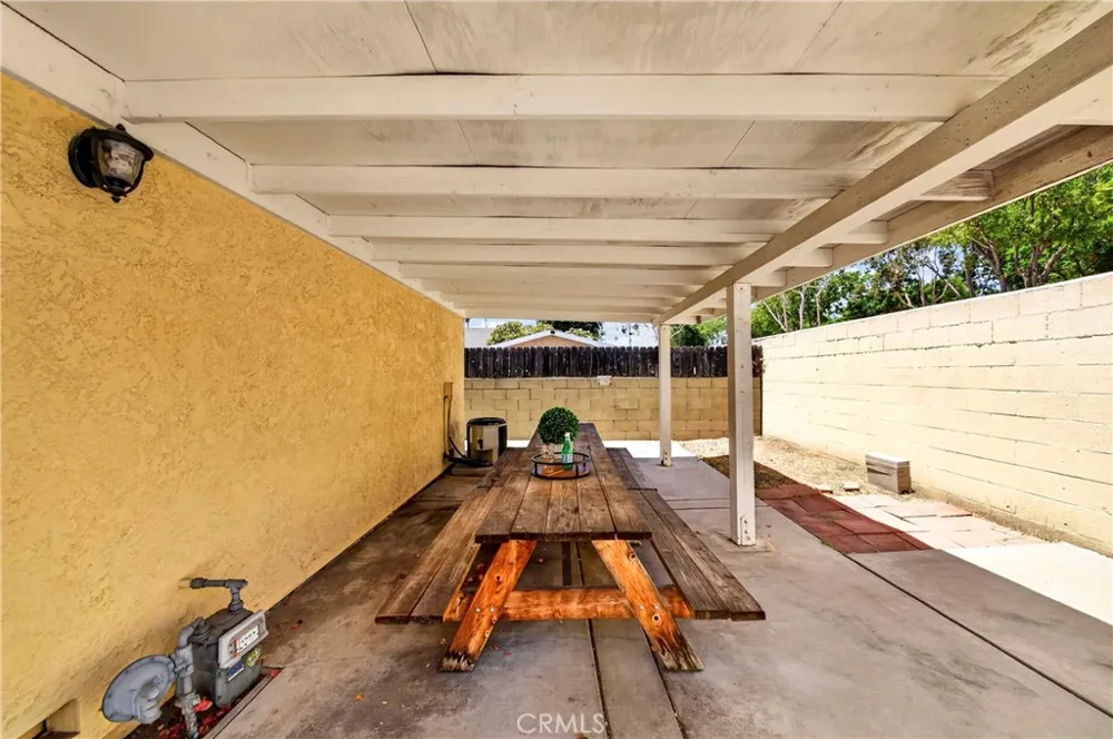 821 Buena Vista Avenue La Habra, CA 90631