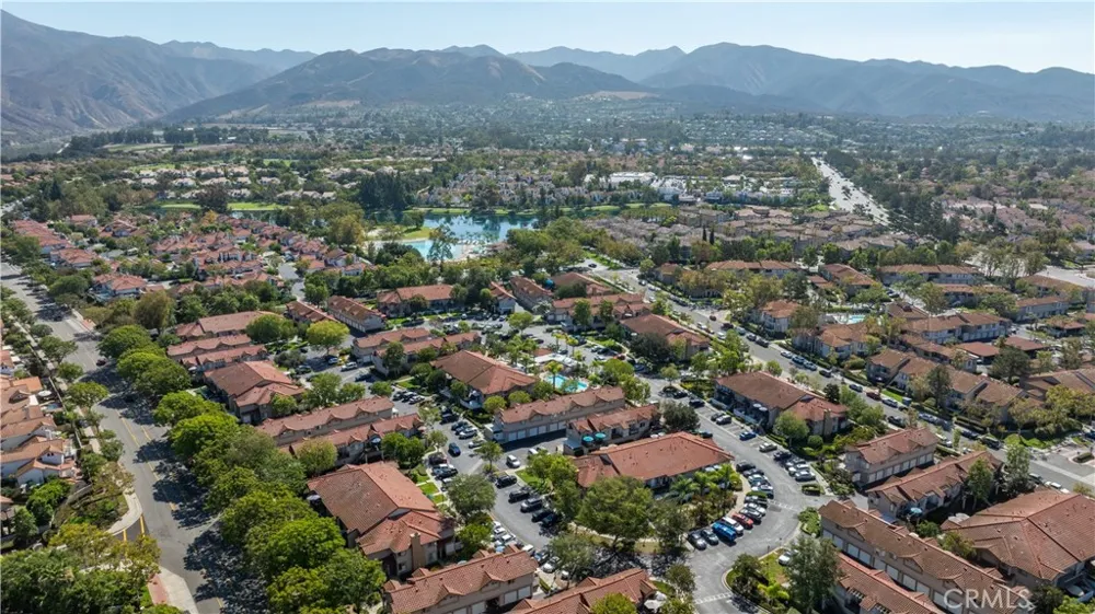 19 Hemlock Rancho Santa Margarita, CA 92688