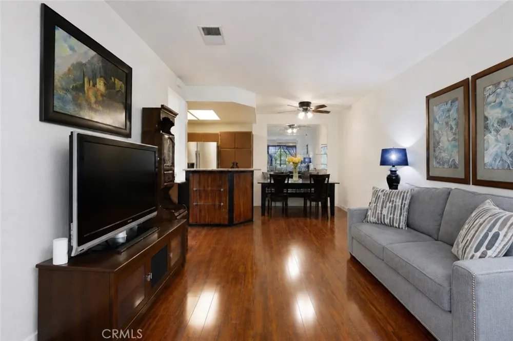 19 Hemlock Rancho Santa Margarita, CA 92688