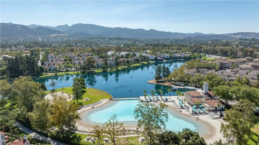 19 Hemlock Rancho Santa Margarita, CA 92688