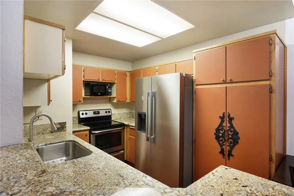 19 Hemlock Rancho Santa Margarita, CA 92688
