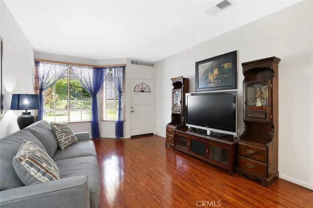 19 Hemlock Rancho Santa Margarita, CA 92688