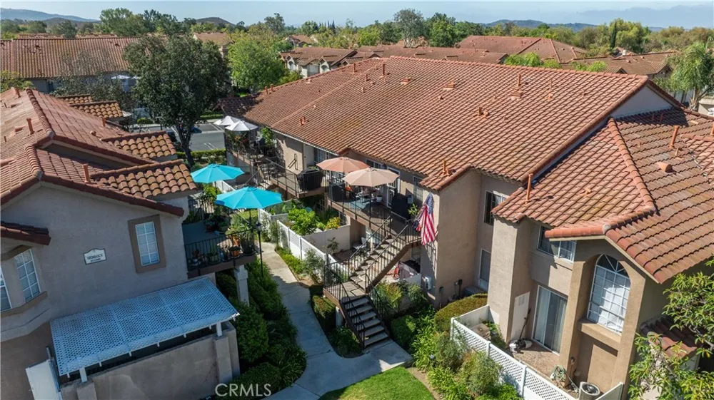 19 Hemlock Rancho Santa Margarita, CA 92688