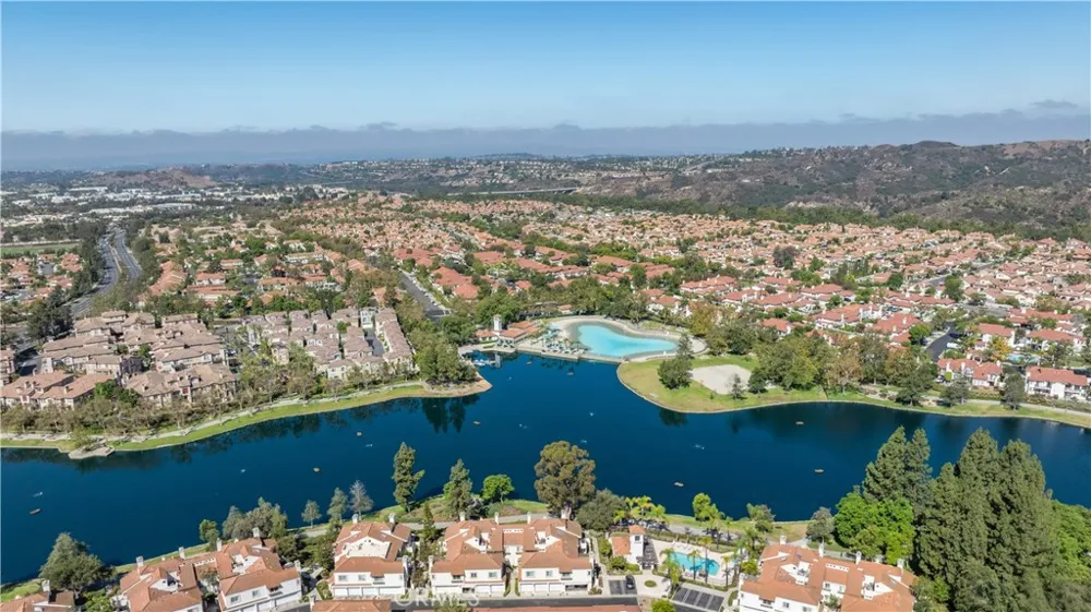 19 Hemlock Rancho Santa Margarita, CA 92688
