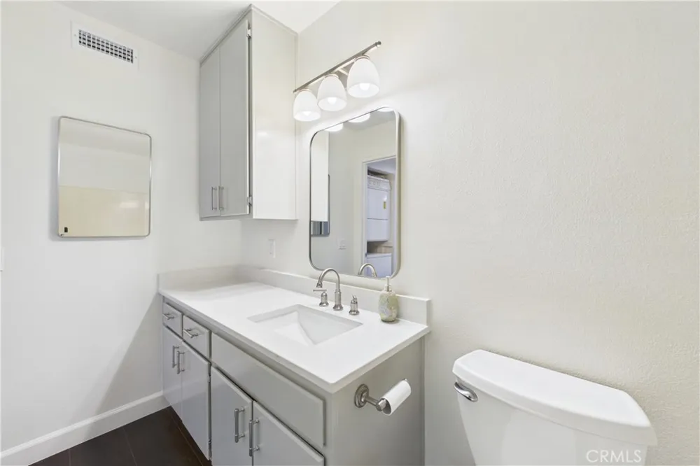 7735 Briarglen #D Stanton, CA 90680