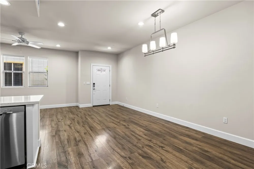 9834 Jersey, #11 Santa Fe Springs, CA 90670
