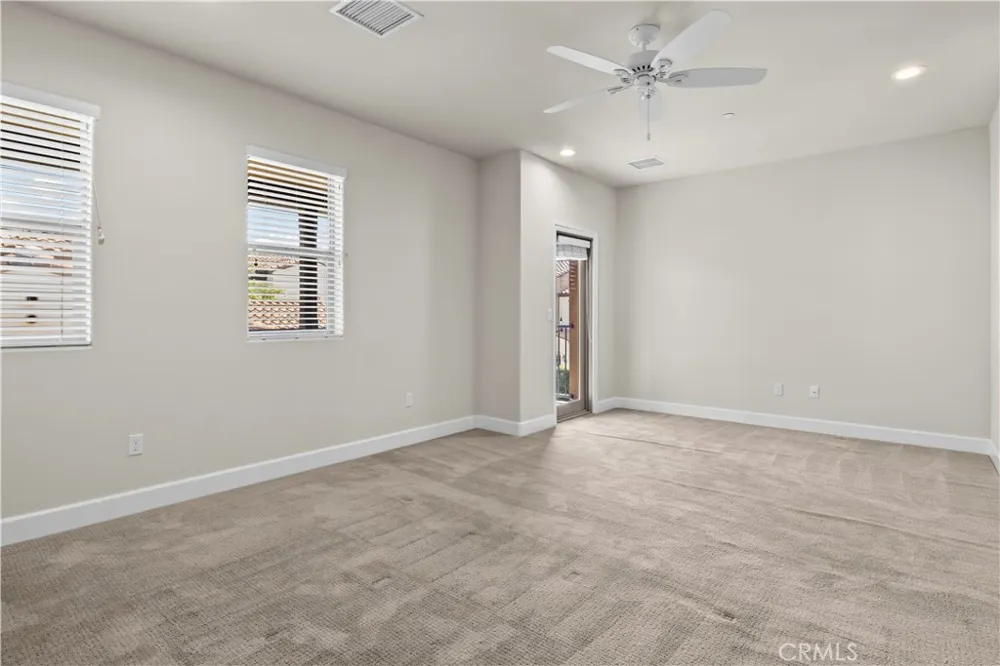 9834 Jersey, #11 Santa Fe Springs, CA 90670