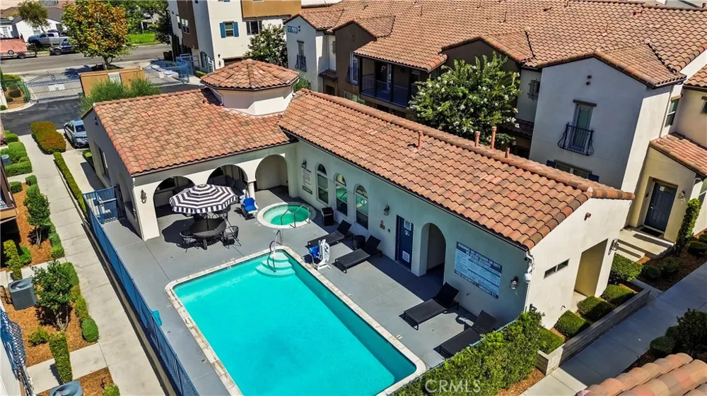 9834 Jersey, #11 Santa Fe Springs, CA 90670
