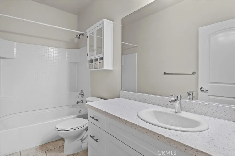 9834 Jersey, #11 Santa Fe Springs, CA 90670
