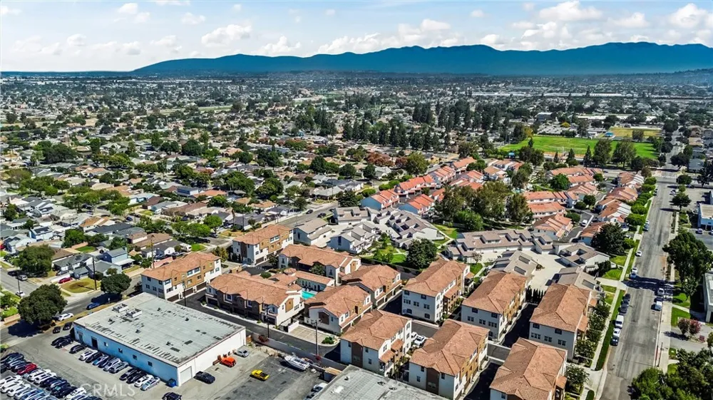9834 Jersey, #11 Santa Fe Springs, CA 90670