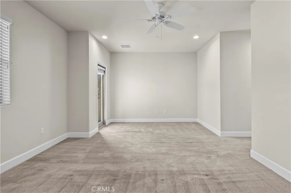 9834 Jersey, #11 Santa Fe Springs, CA 90670