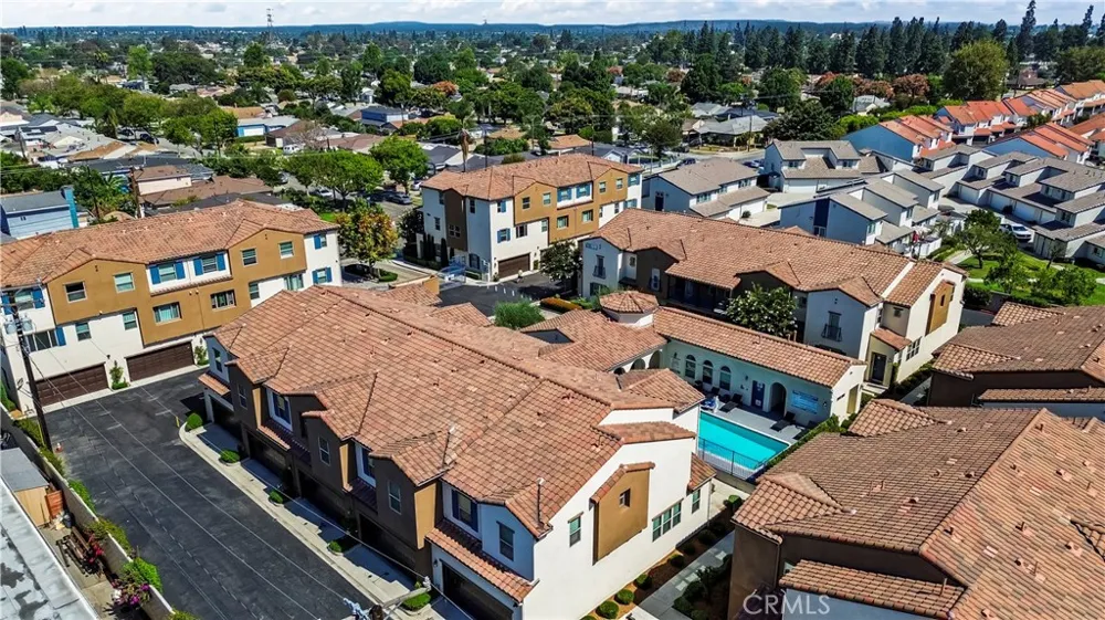 9834 Jersey, #11 Santa Fe Springs, CA 90670
