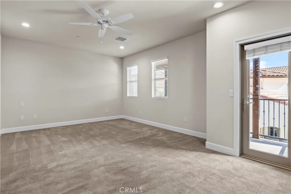 9834 Jersey, #11 Santa Fe Springs, CA 90670