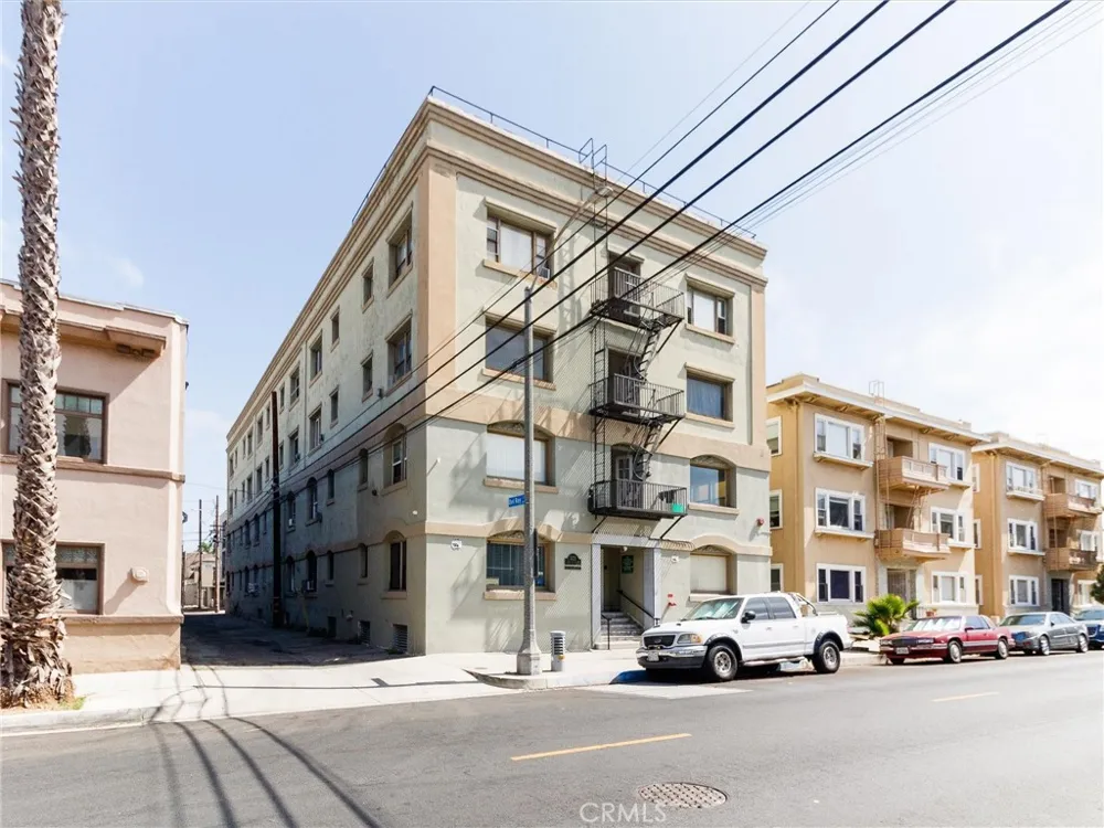323 W 4th.   Unit 101 #101 Long Beach, CA 90802