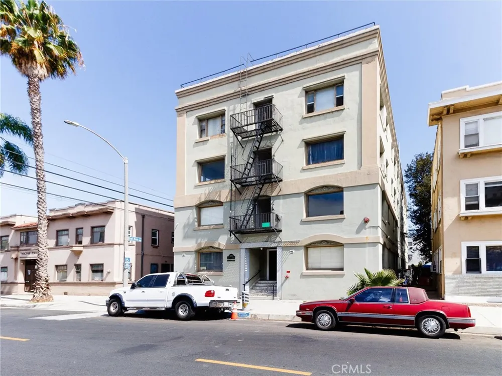 323 W 4th.   Unit 101 #101 Long Beach, CA 90802
