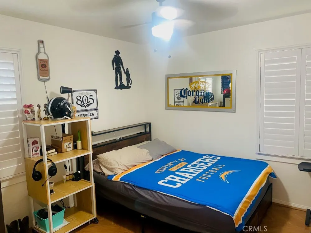 4849 Pearce Long Beach, CA 90808