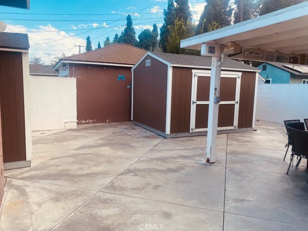 4849 Pearce Long Beach, CA 90808