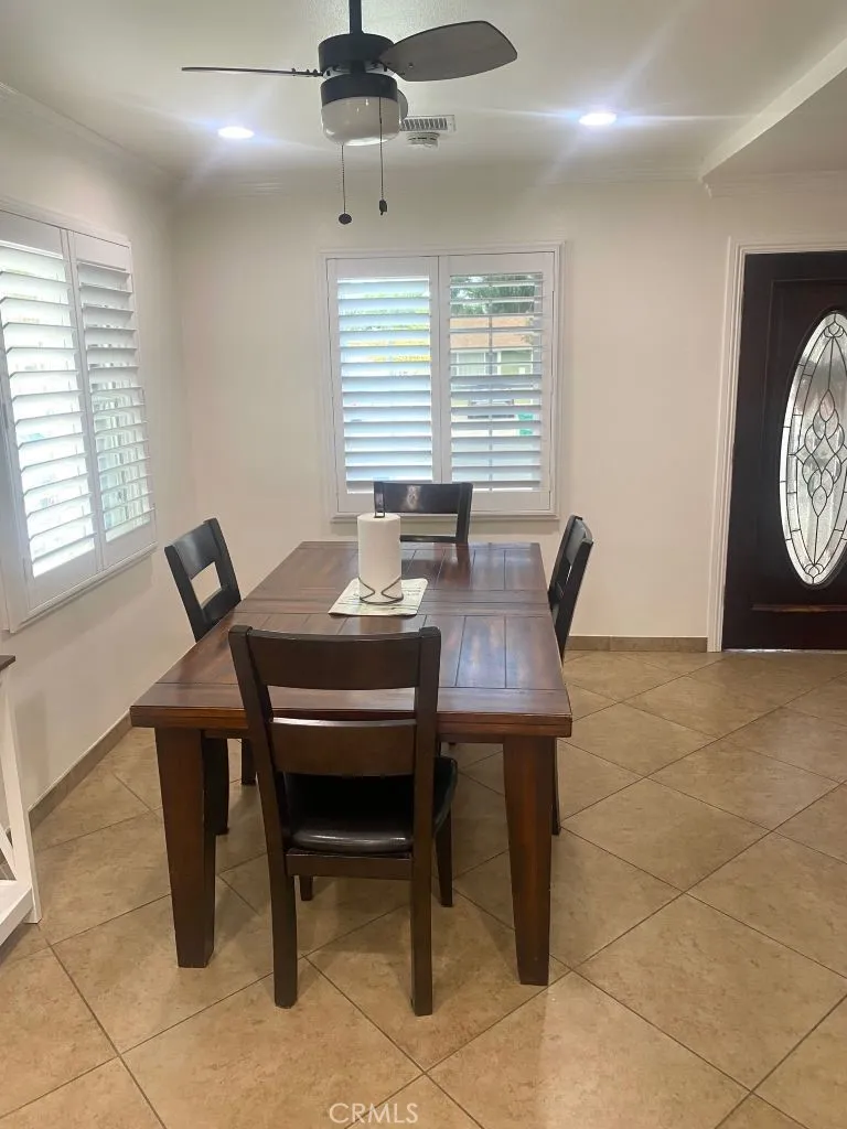 4849 Pearce Long Beach, CA 90808