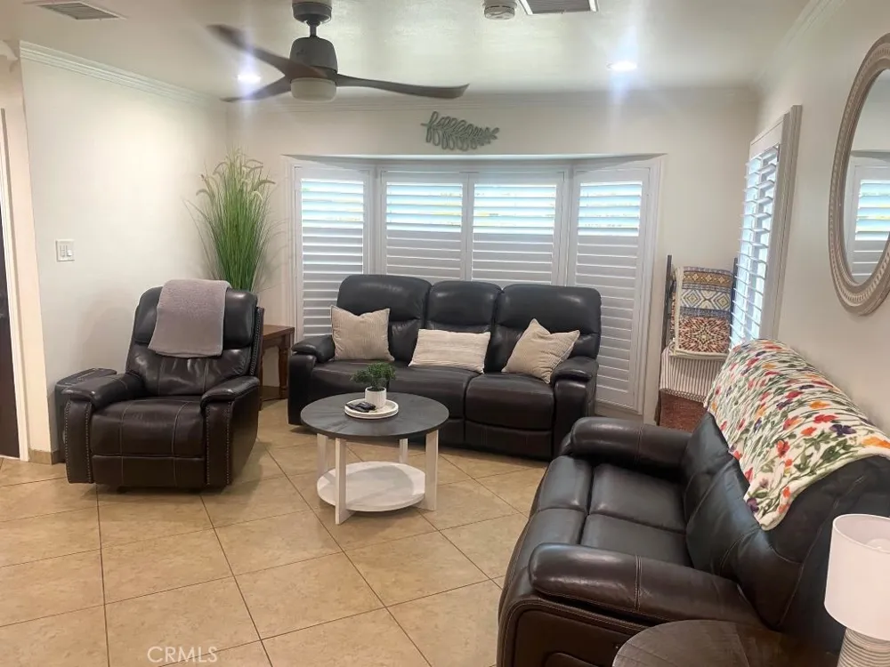 4849 Pearce Long Beach, CA 90808