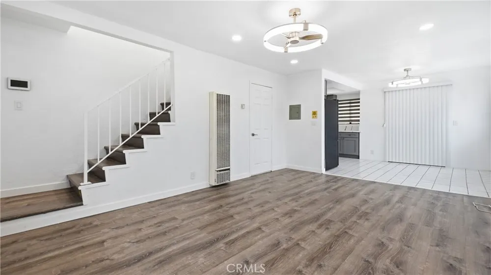 16313 Prairie #3 Lawndale, CA 90260