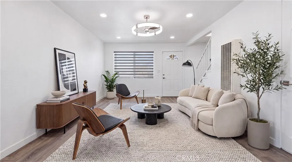 16313 Prairie #3 Lawndale, CA 90260