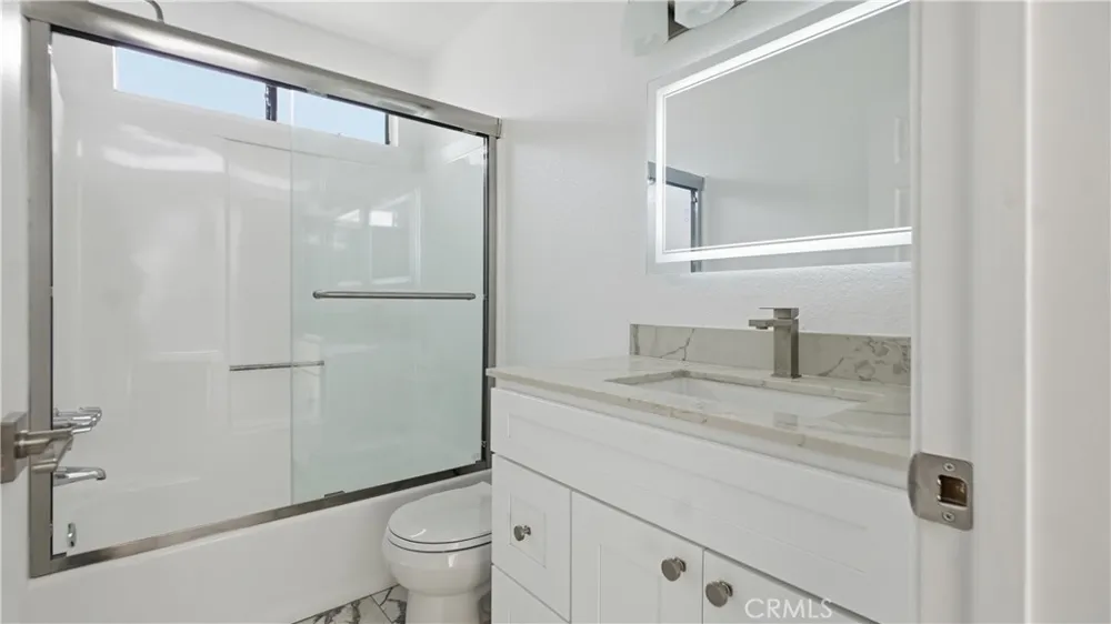16313 Prairie #3 Lawndale, CA 90260