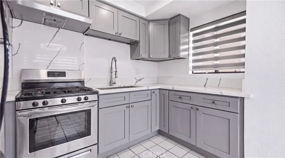 16313 Prairie #3 Lawndale, CA 90260