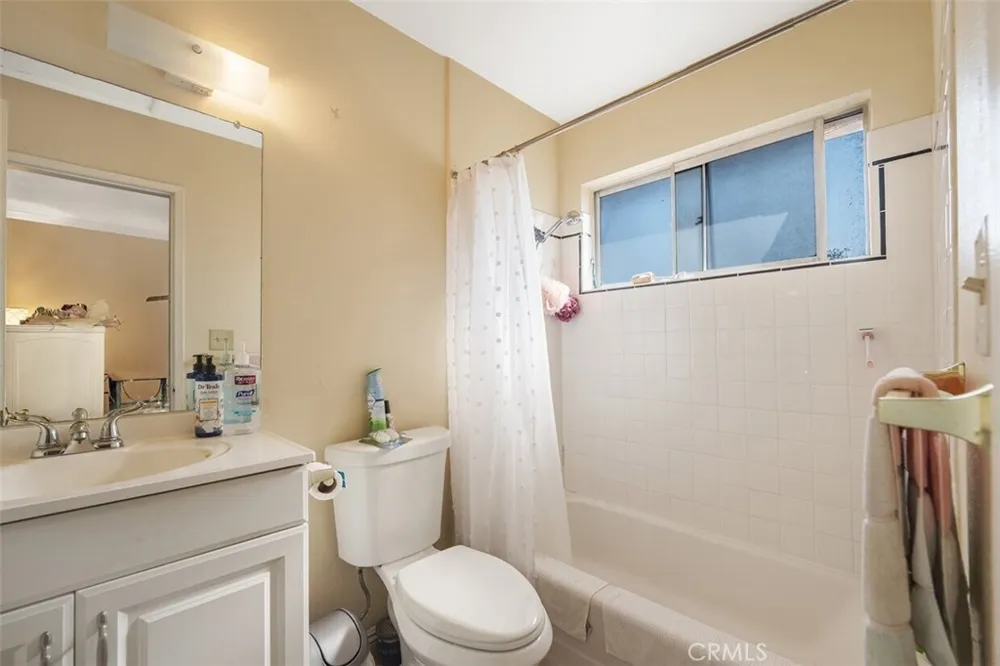 646 S Grand Street Orange, CA 92866