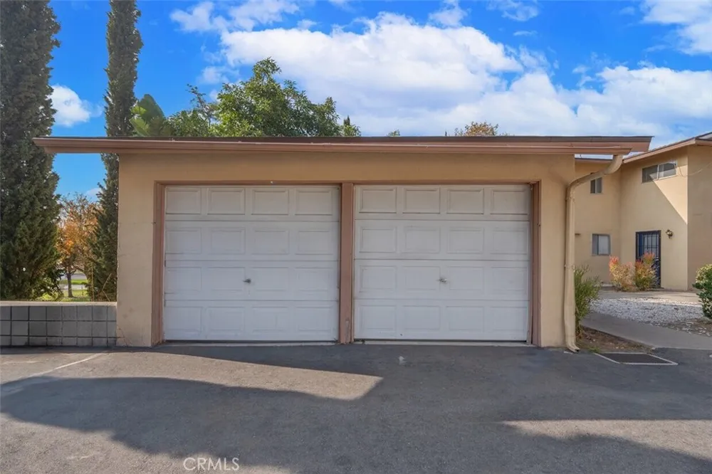 646 S Grand Street Orange, CA 92866
