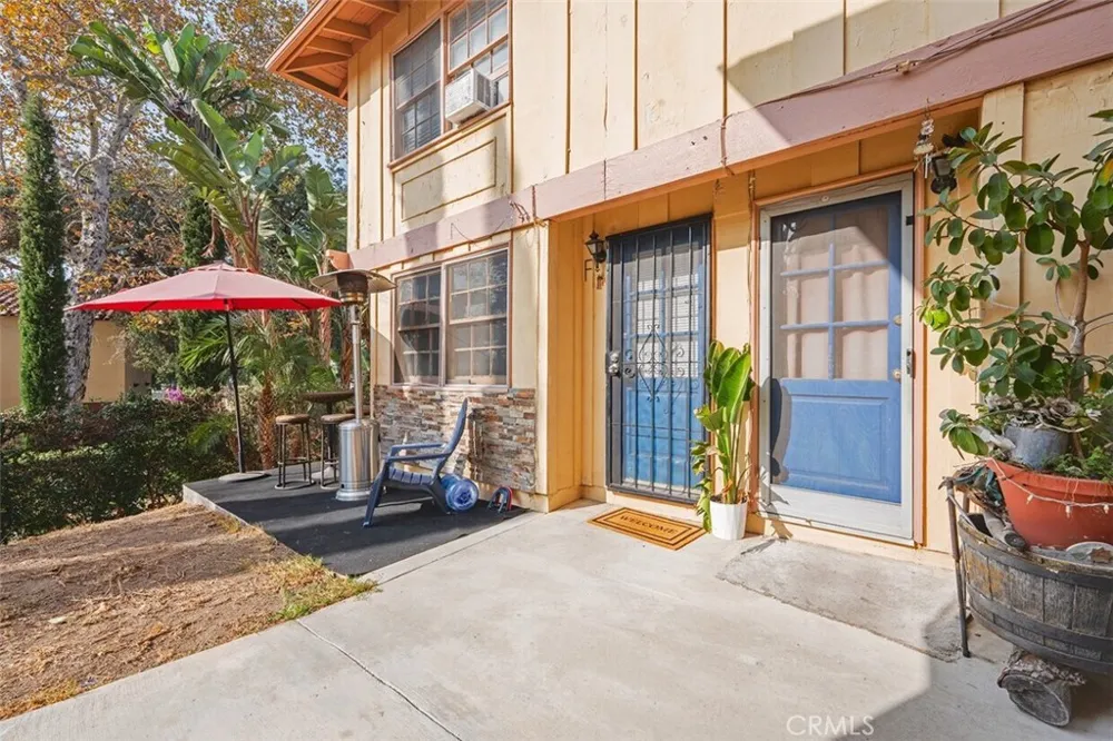 646 S Grand Street Orange, CA 92866