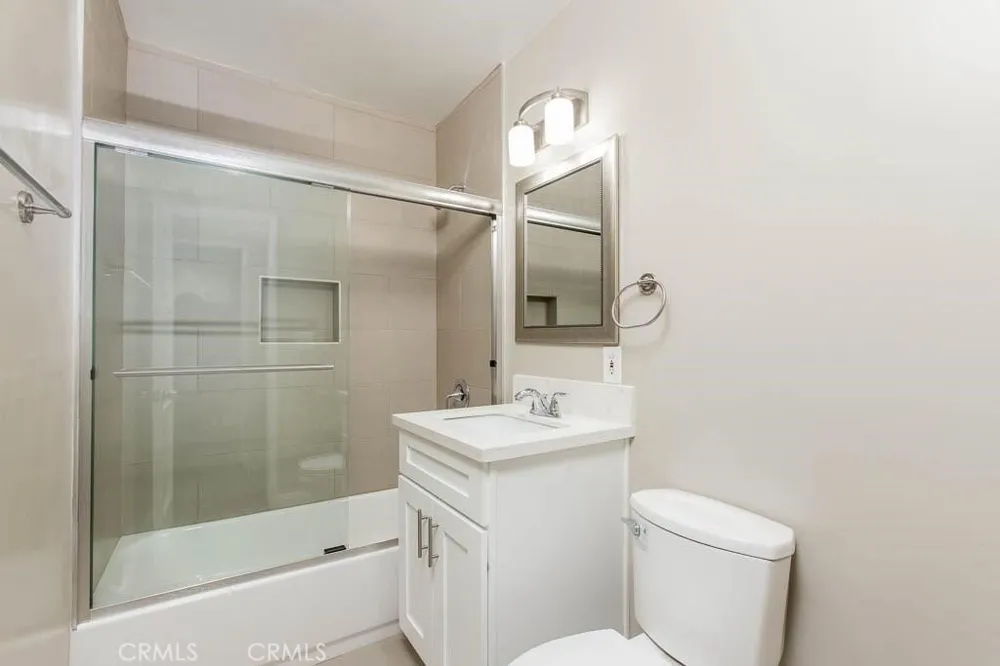12955 Montague Los Angeles, CA 91331