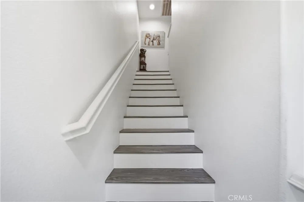 14685 Sherman Van Nuys, CA 91405