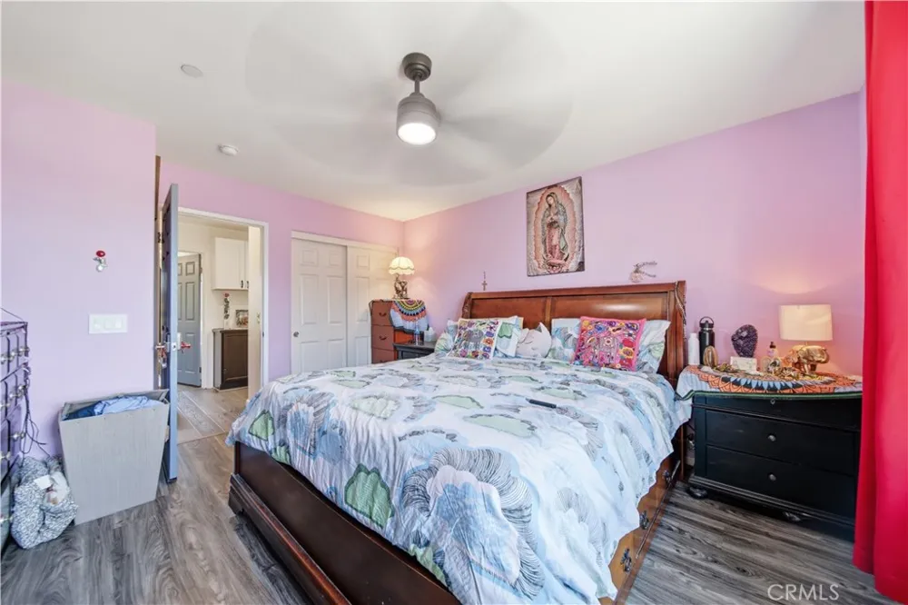 14685 Sherman Van Nuys, CA 91405