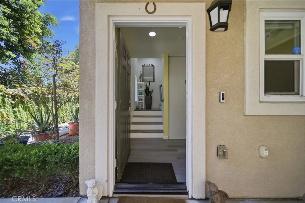 14685 Sherman Van Nuys, CA 91405