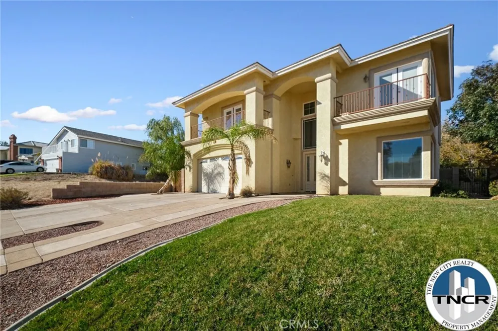 17998 Vista Point Victorville, CA 92395