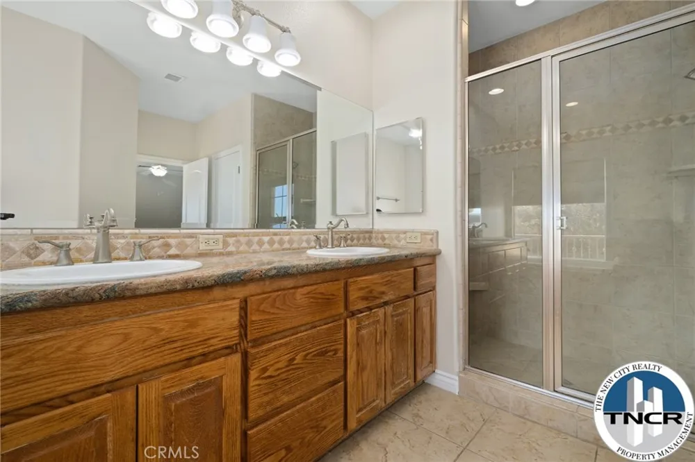 17998 Vista Point Victorville, CA 92395