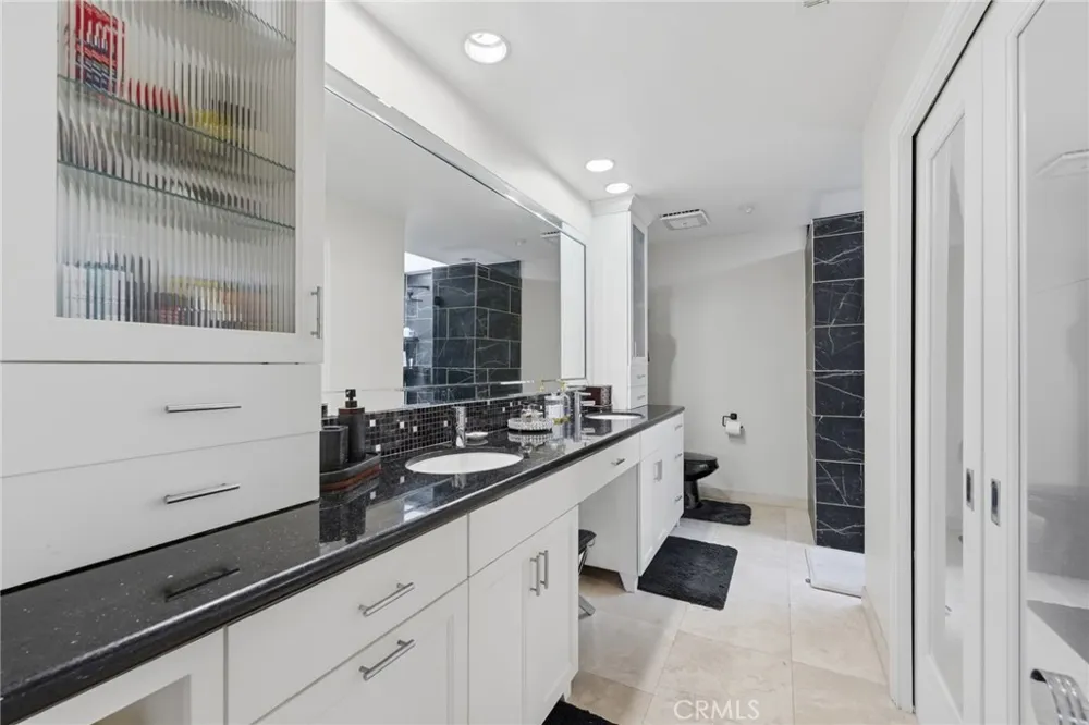 16506 Bordeaux Huntington Beach, CA 92649