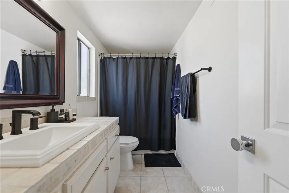16506 Bordeaux Huntington Beach, CA 92649