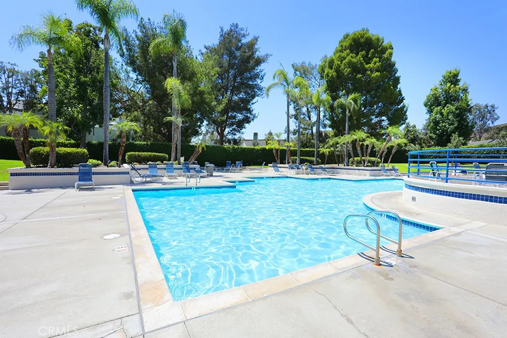 5846 E Creekside #31 Orange, CA 92869