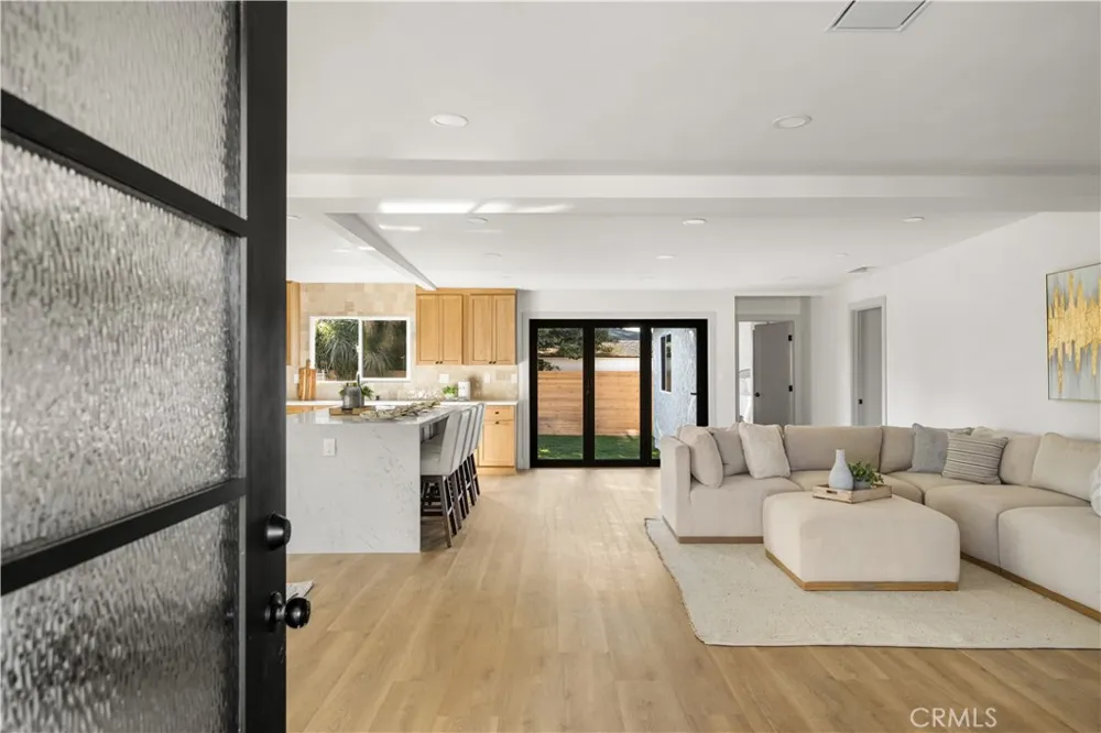3635 Conquista Long Beach, CA 90808