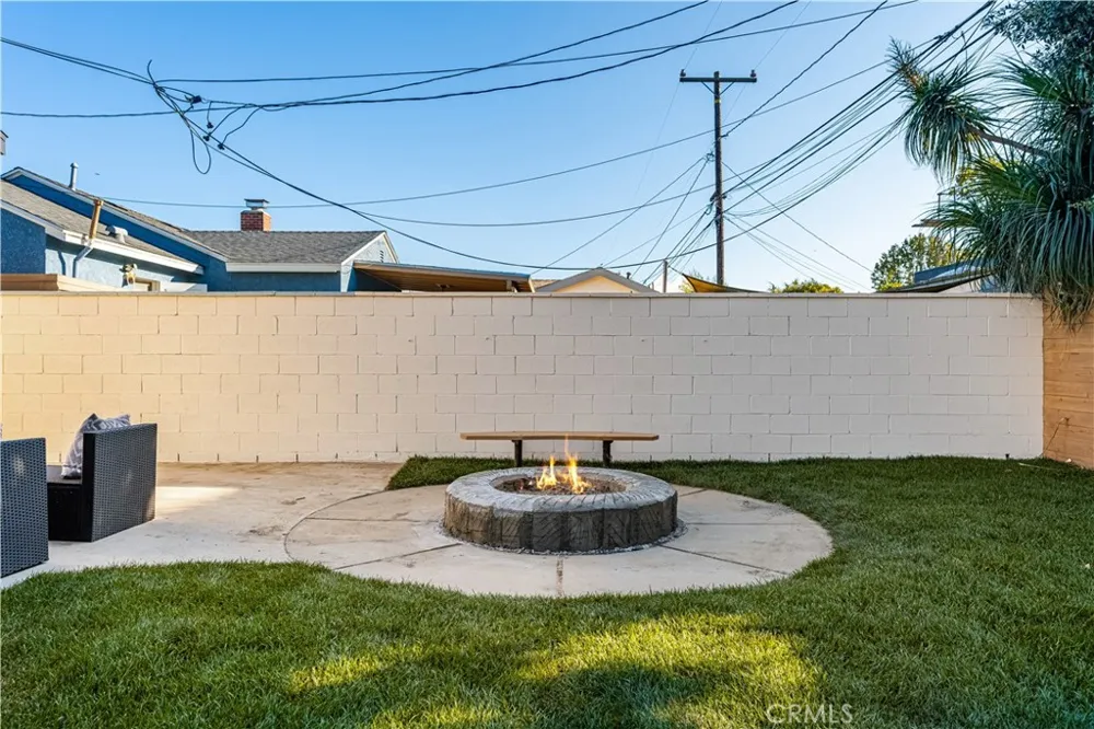 3635 Conquista Long Beach, CA 90808