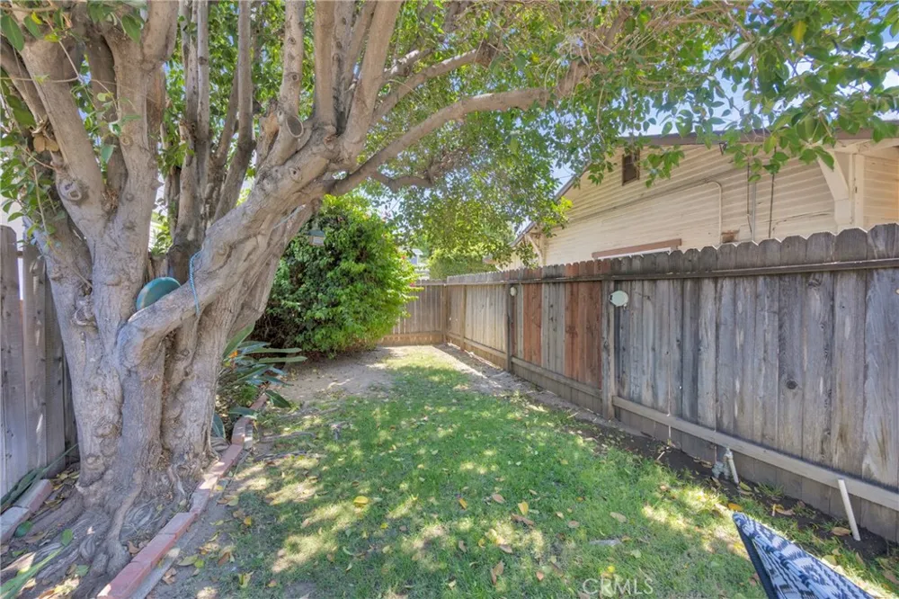 126 Yale Avenue Fullerton, CA 92831