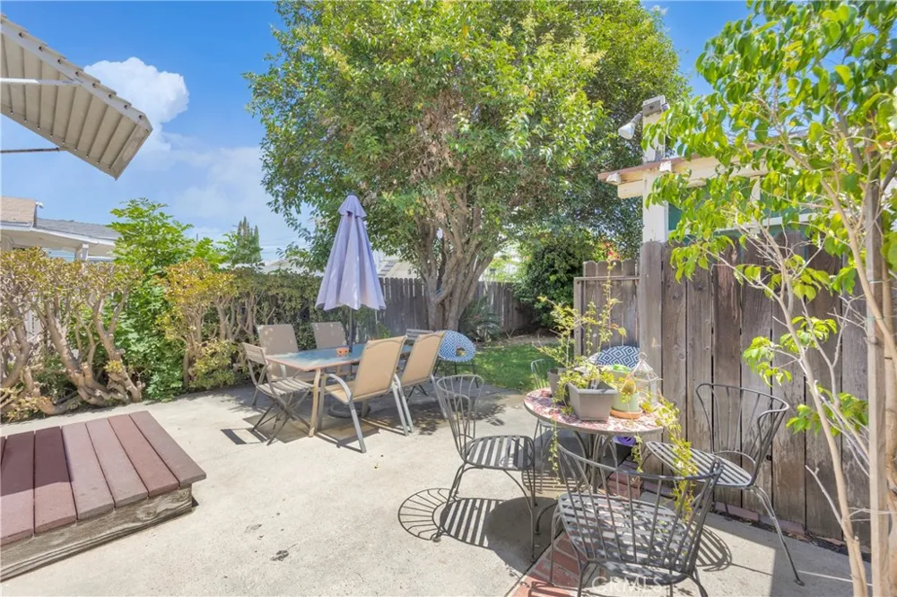 126 Yale Avenue Fullerton, CA 92831