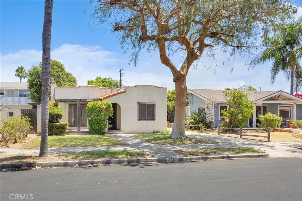126 Yale Avenue Fullerton, CA 92831