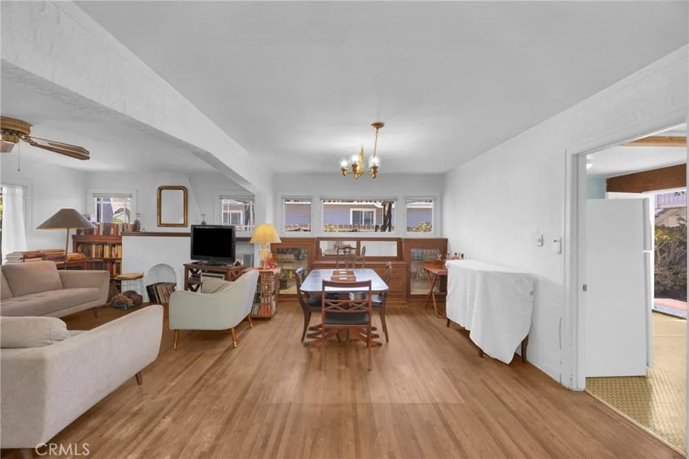 126 Yale Avenue Fullerton, CA 92831