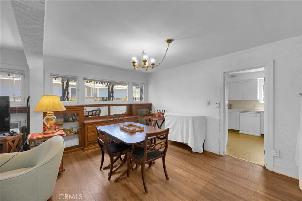 126 Yale Avenue Fullerton, CA 92831
