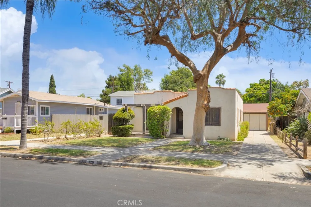 126 Yale Avenue Fullerton, CA 92831